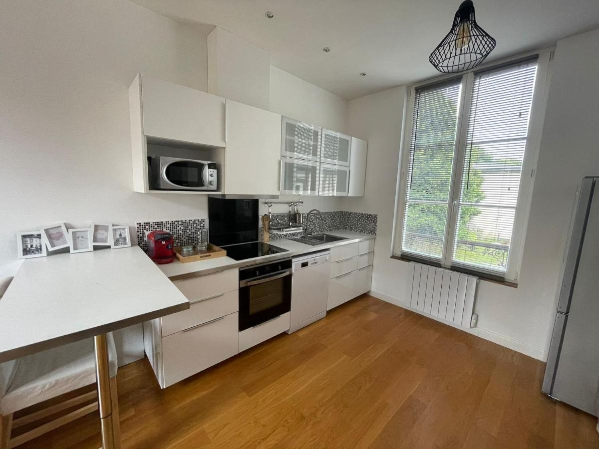 Le Logis Des Remparts - Hyper Centre Apartment กงเปียญ ภายนอก รูปภาพ