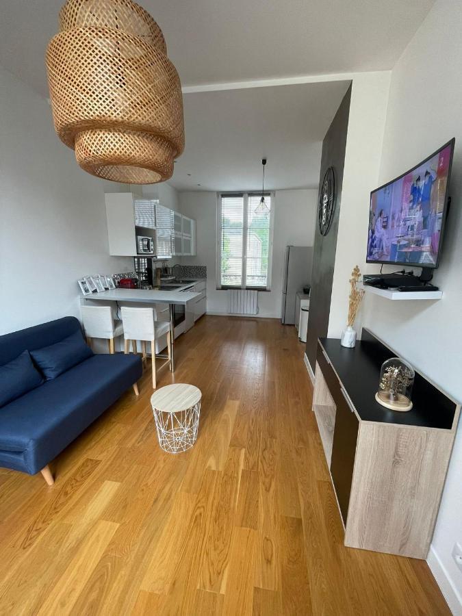Le Logis Des Remparts - Hyper Centre Apartment กงเปียญ ภายนอก รูปภาพ